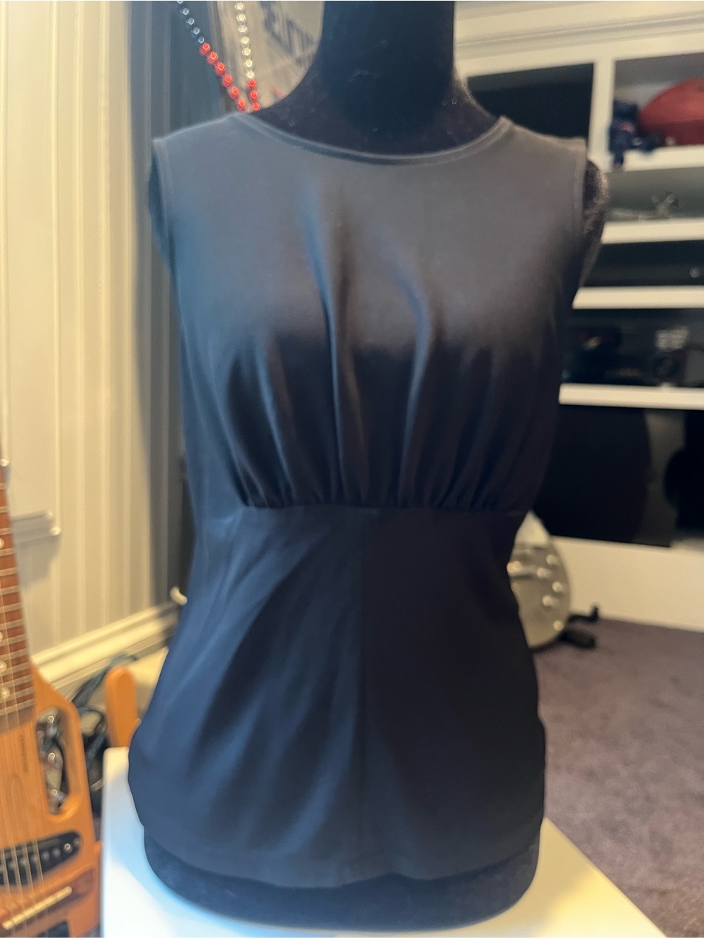 Dkny Black Sleeveless Gathered-Waist Knit Tank
